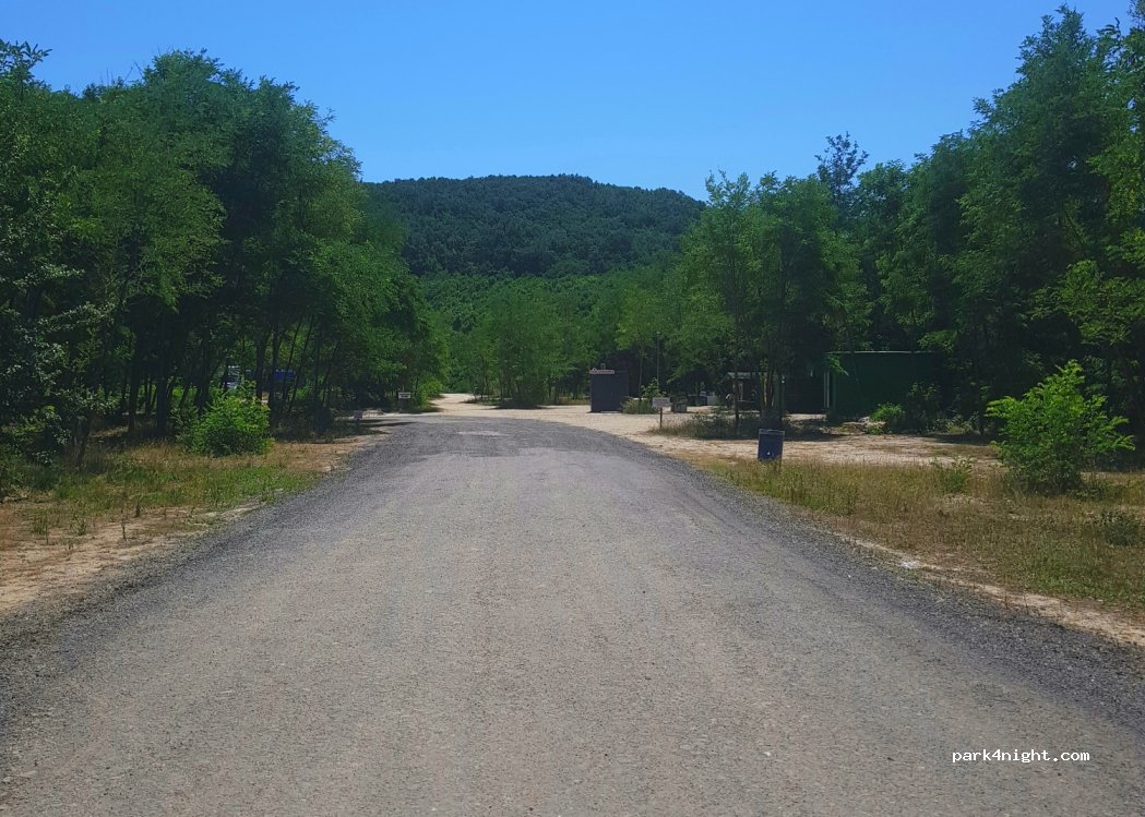 çadir Kamp karavan Alani — foto 2