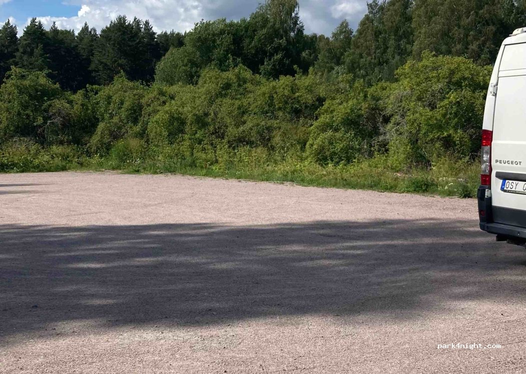 (756 45) Uppsala - 68 Tallbacksvägen — foto