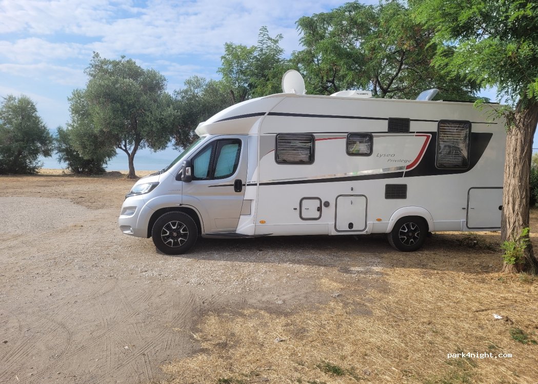 (652 01) Kavala - 259 Amerikanikou Erithrou Stavrou — foto
