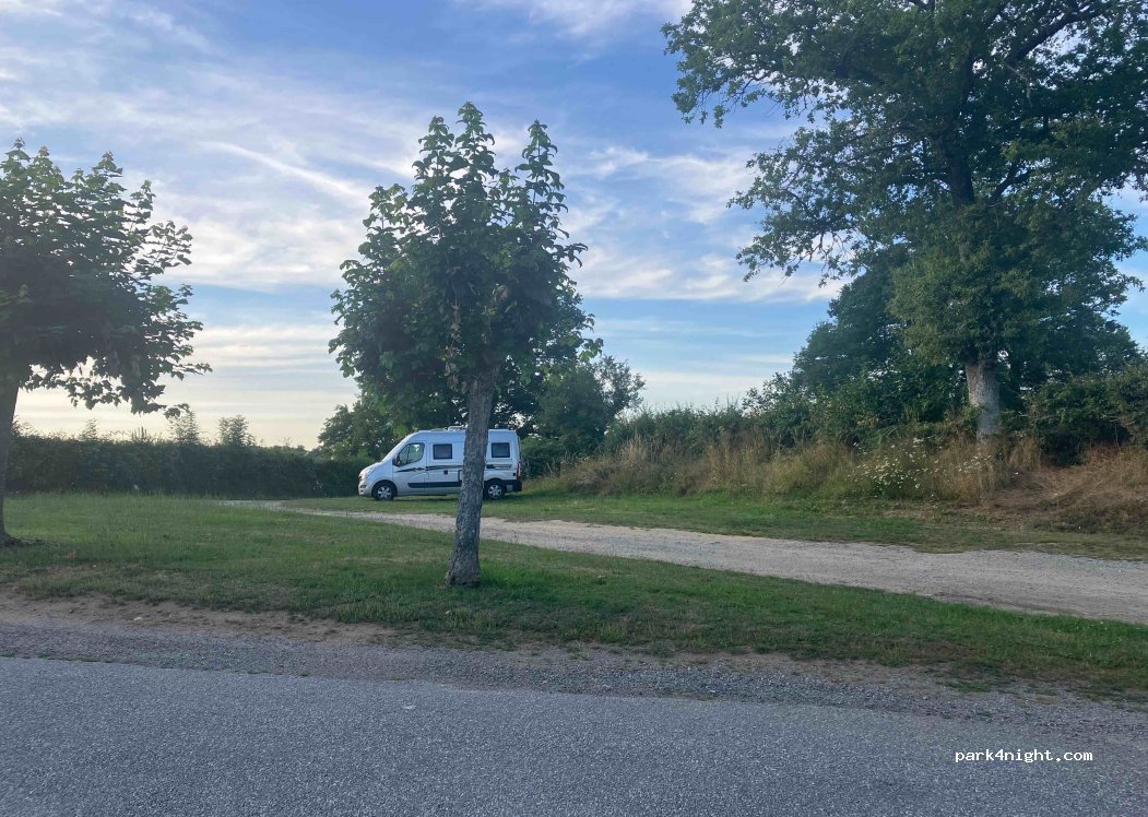 (23200) Saint-Maixant - D942 — foto