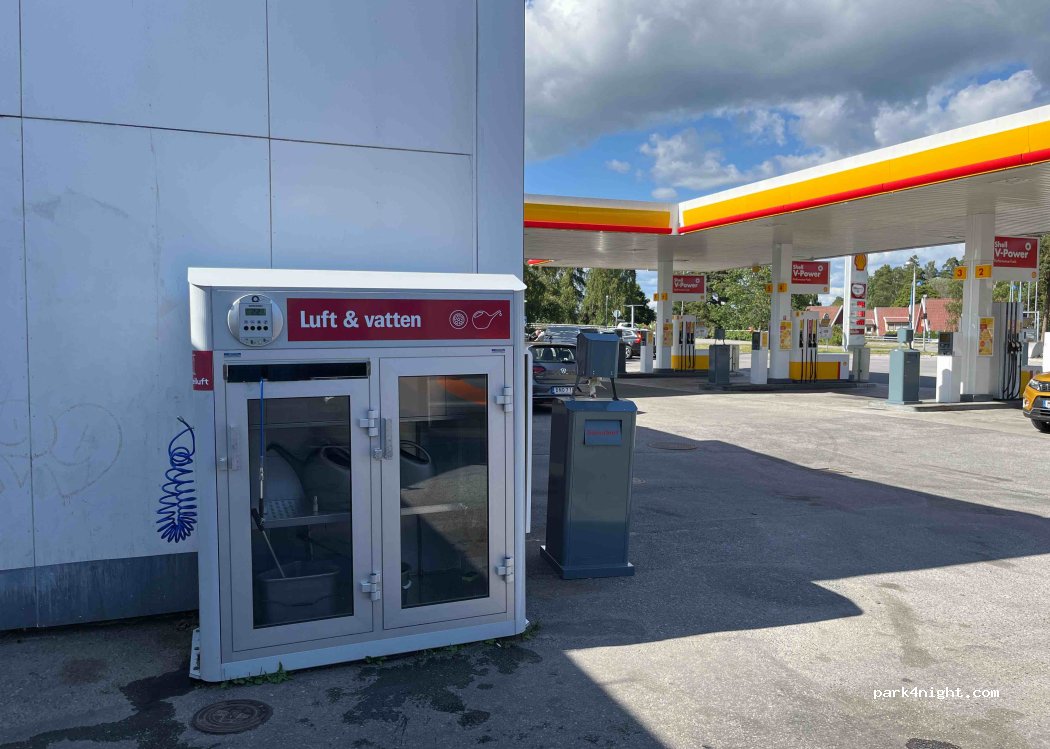 (149 40) Nynäshamn - 93 Centralgatan — foto