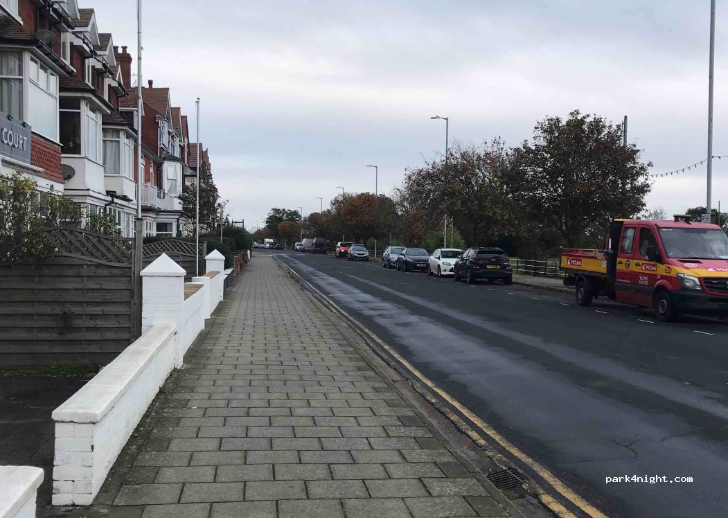 (PE25 3HR) Skegness - 106 South Parade — foto