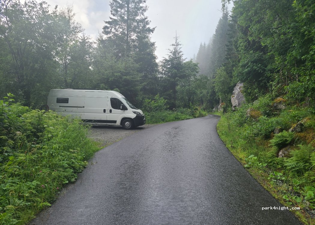 (5750) Odda - Unnamed Road — foto