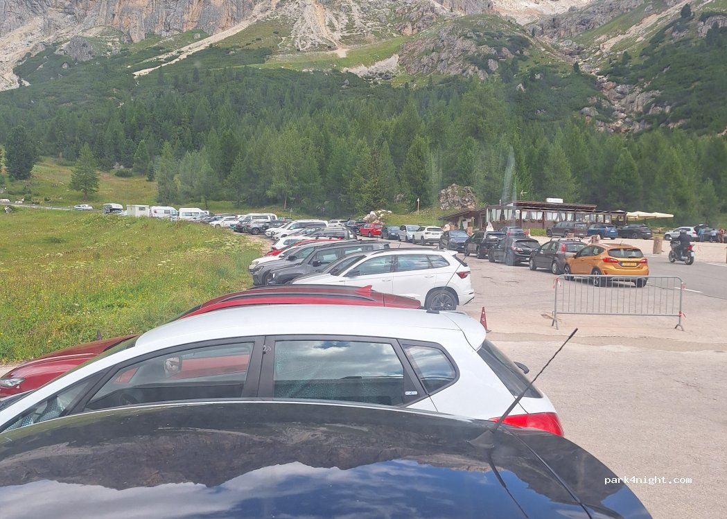 (32043) Cortina d'Ampezzo - SR48 — foto 2