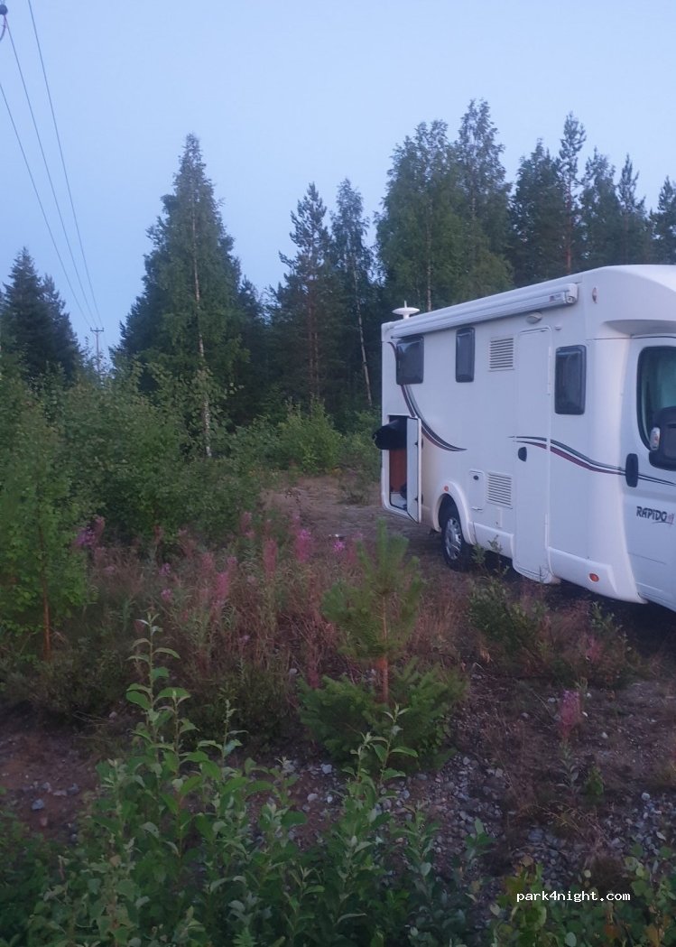 (820 77) Ånget - Unnamed Road — foto 2