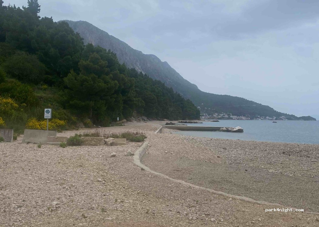 (21327) Podgora - Unnamed Road — foto 3