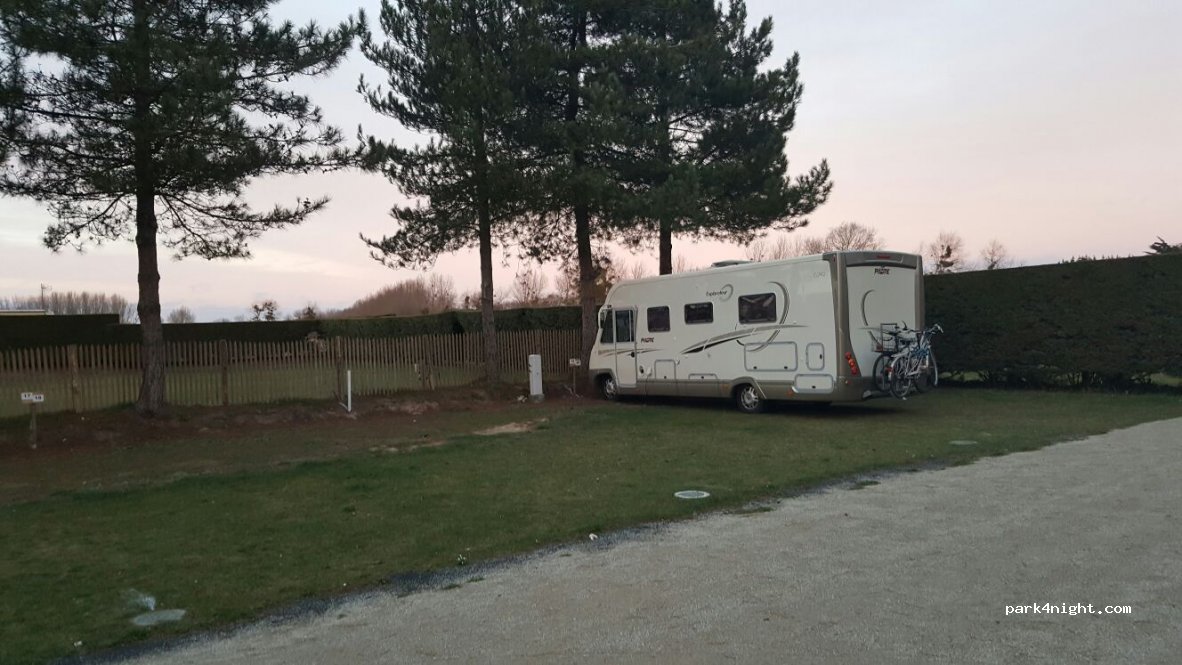 (50590) Hauteville-sur-Mer - 33 Avenue du Sud — foto