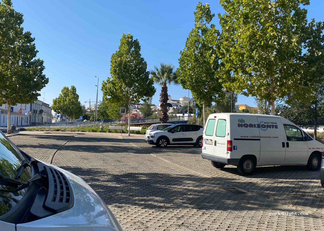 (8800-351) Tavira - 59 Rua João Vaz Corte Real — foto