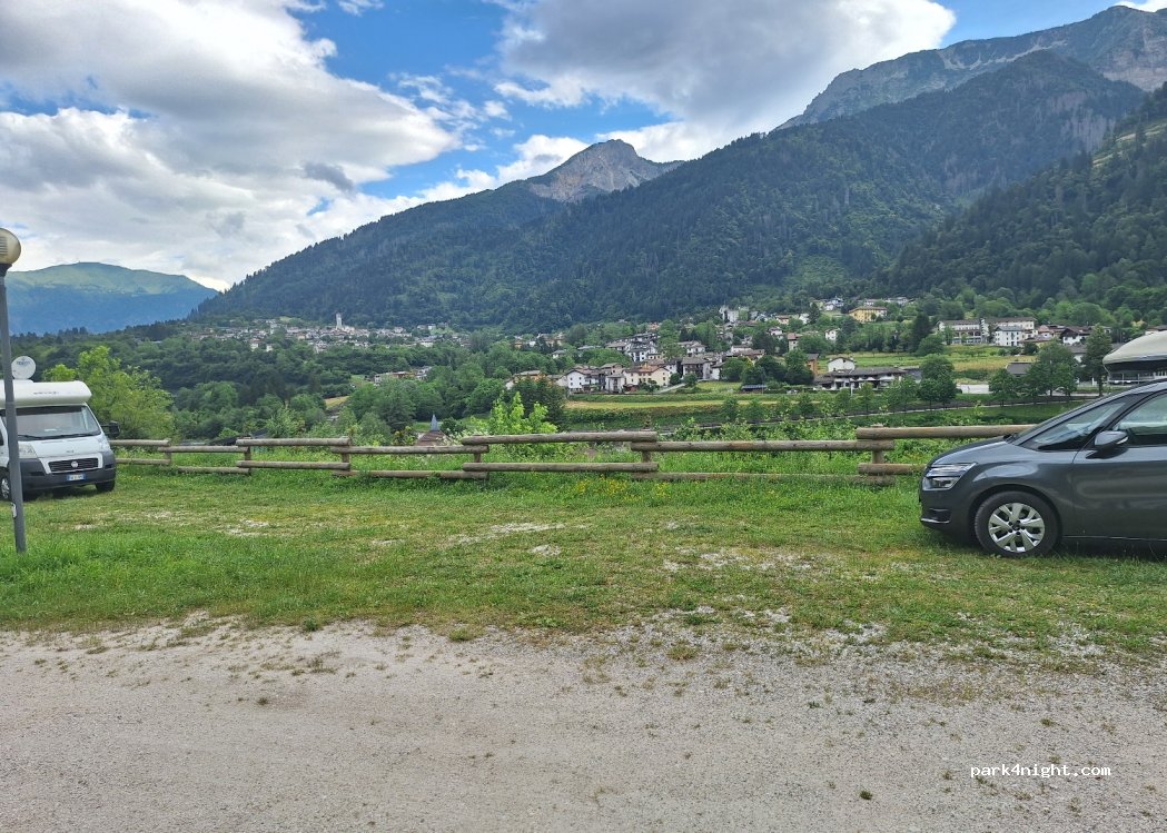 (33022) Arta Terme - Unnamed Road — foto 4