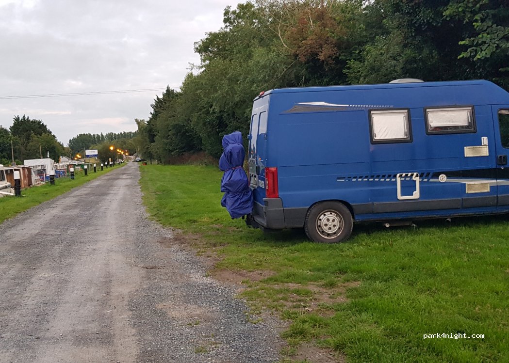 () Vicarstown - Unnamed Road — foto