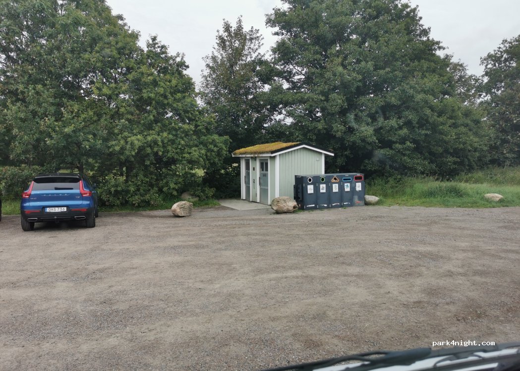 (256 66) Helsingborg - 245 Långebergavägen — foto