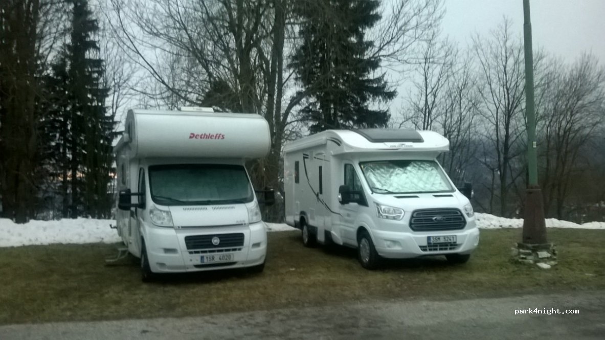 (543 52) Strážné - — foto
