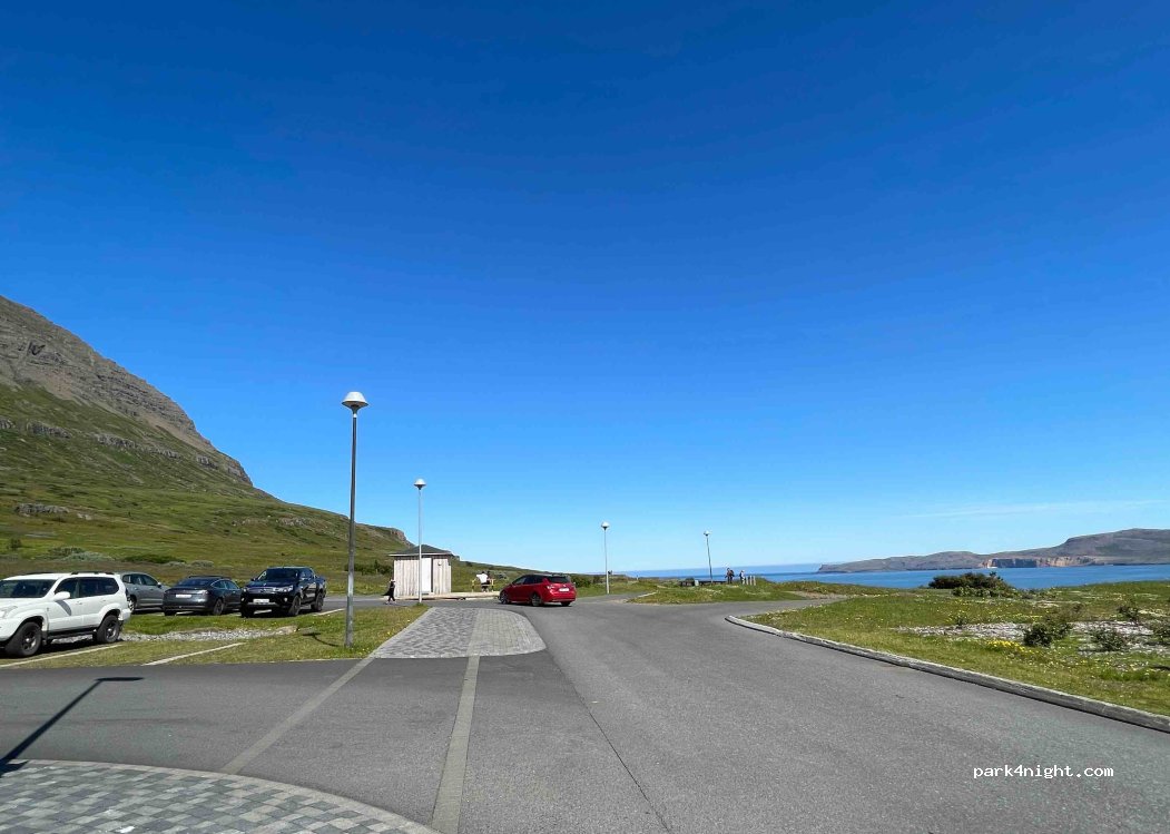 Neskaupstadur - Bakkavegur — foto