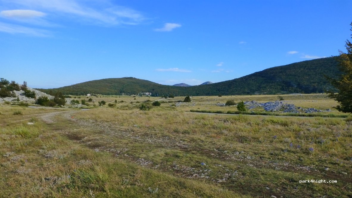 ()  - Unnamed Road — foto 2