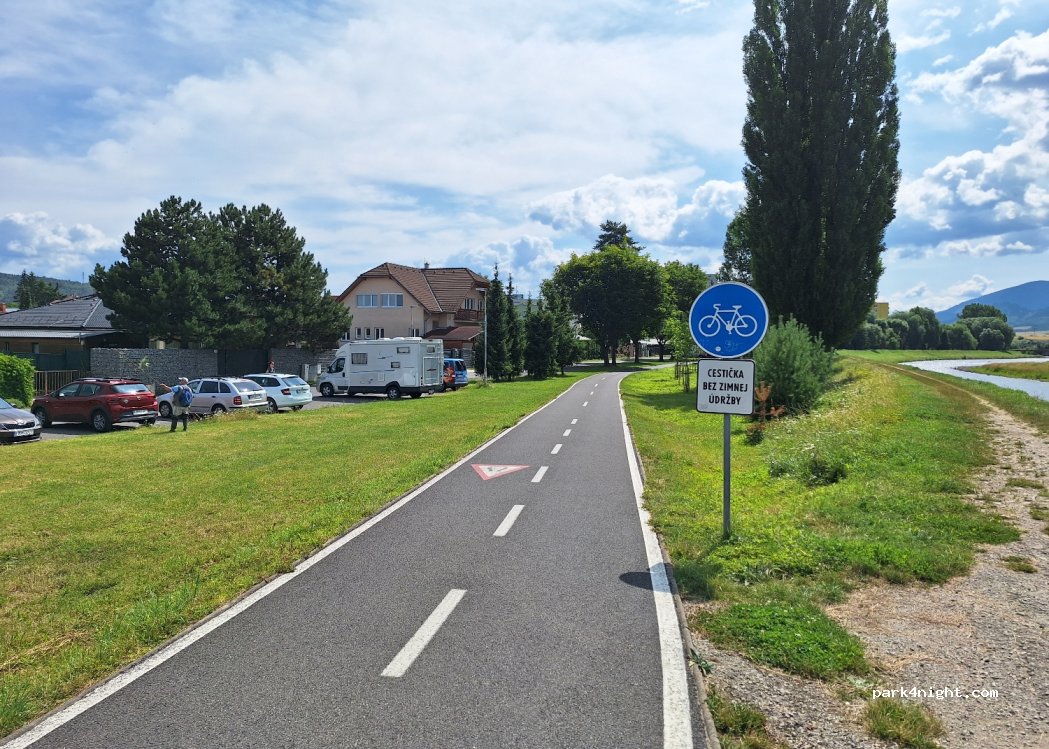 (031 01) Liptovský Mikuláš - 4726 Nábrežie Janka Kráľa — foto
