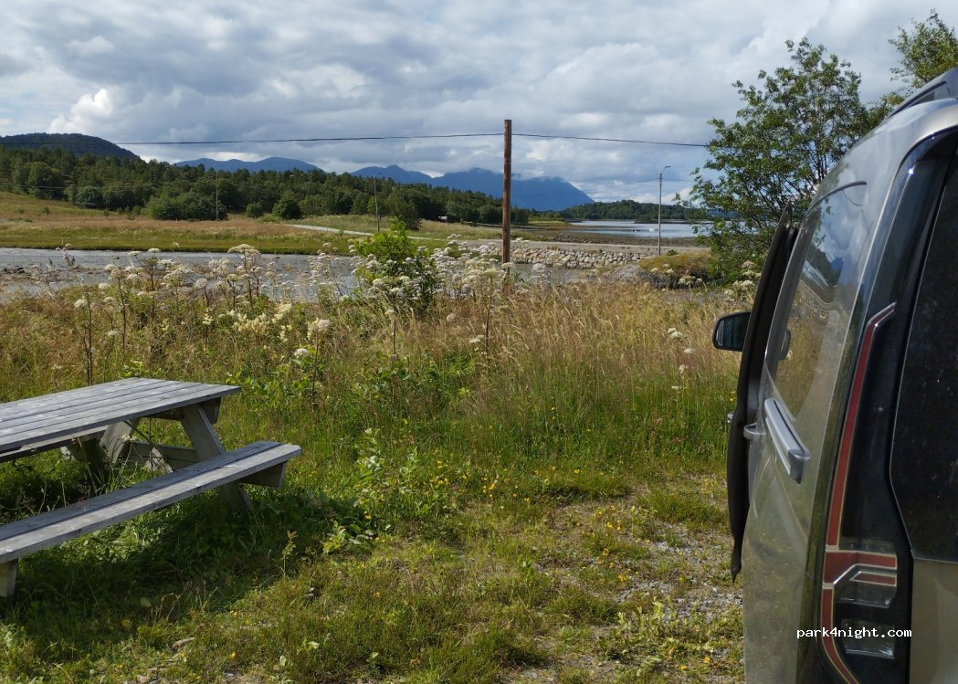 (6408) Aureosen - 106 Vågøyvegen — foto