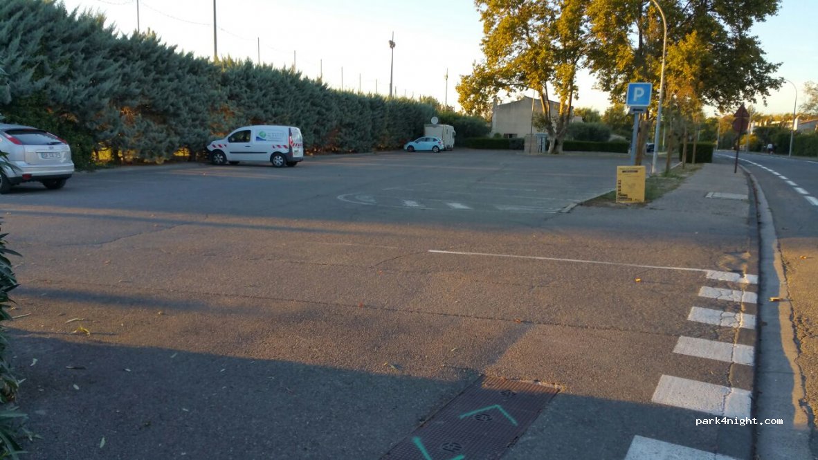 (84800) L'Isle-sur-la-Sorgue - 64 Résidence les Capucines — foto