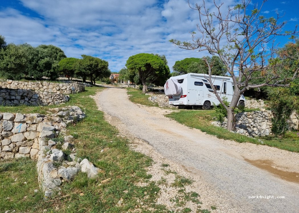 Auto Camp ŠKOVRDARA CAMPING — foto 3
