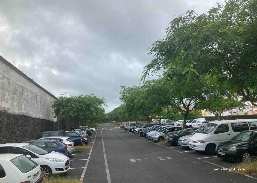 (9500-183) Ponta Delgada - 9 Rua Doutor Luís Bernardo Leite de Ataíde — foto