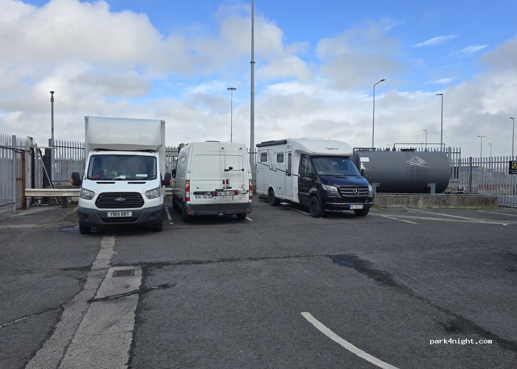 (D01 WD28) Dublin - 2 Alexandra Road — foto 3