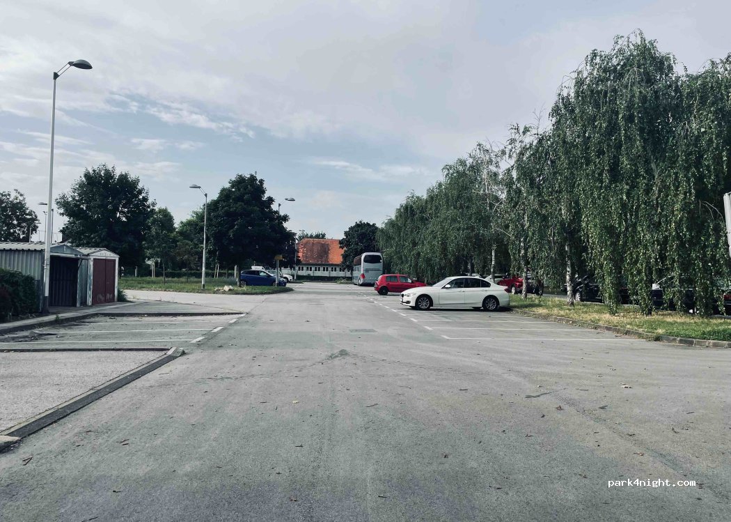 (10000) Zagreb - 6 Trg kardinala Šepera — foto 2