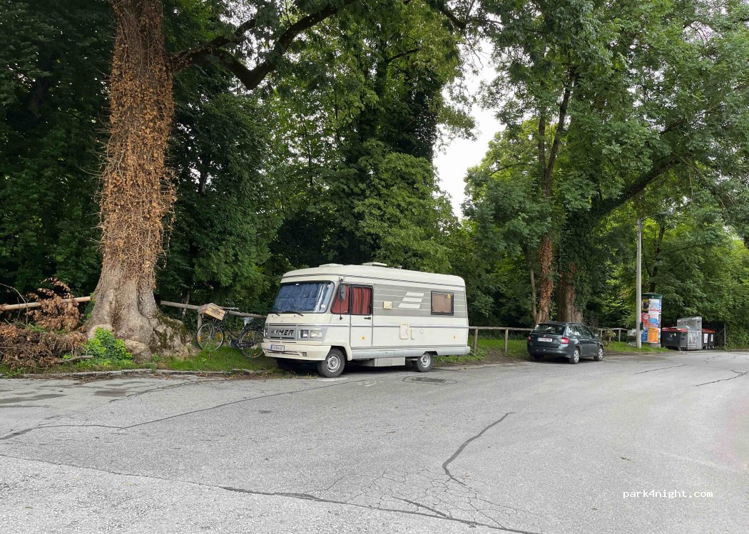 (5020) Salzburg - 12 Otto-Pflanzl-Straße — foto