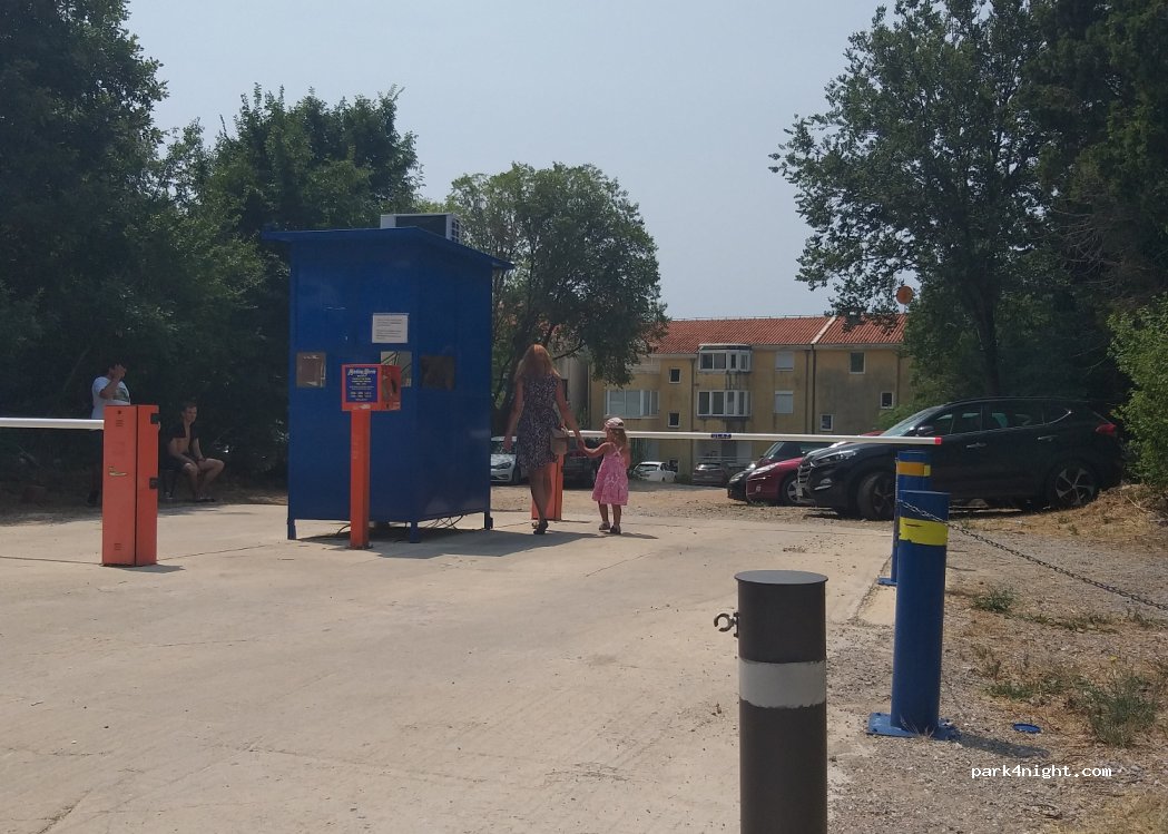 () Petrovac - Unnamed Road — foto