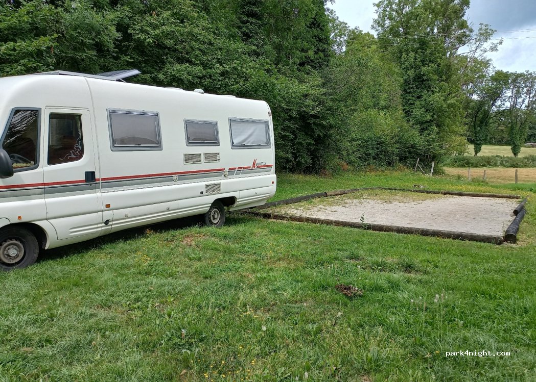 (01410) Chézery-Forens - Unnamed Road — foto 2