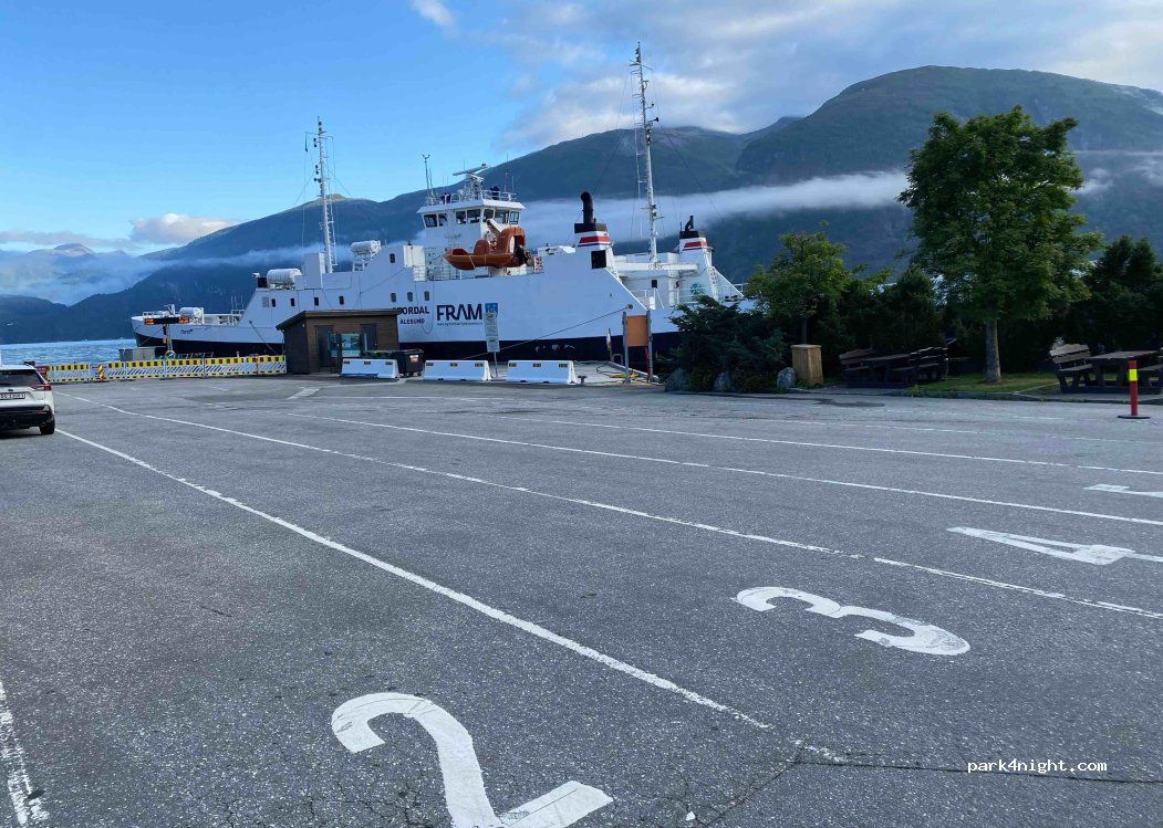 () Eidsdal - 9 Fv63 — foto