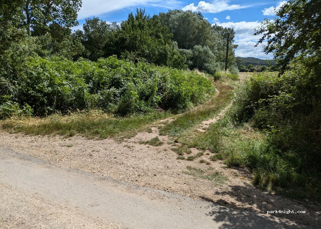 (30210) Vers-Pont-du-Gard - — foto 4