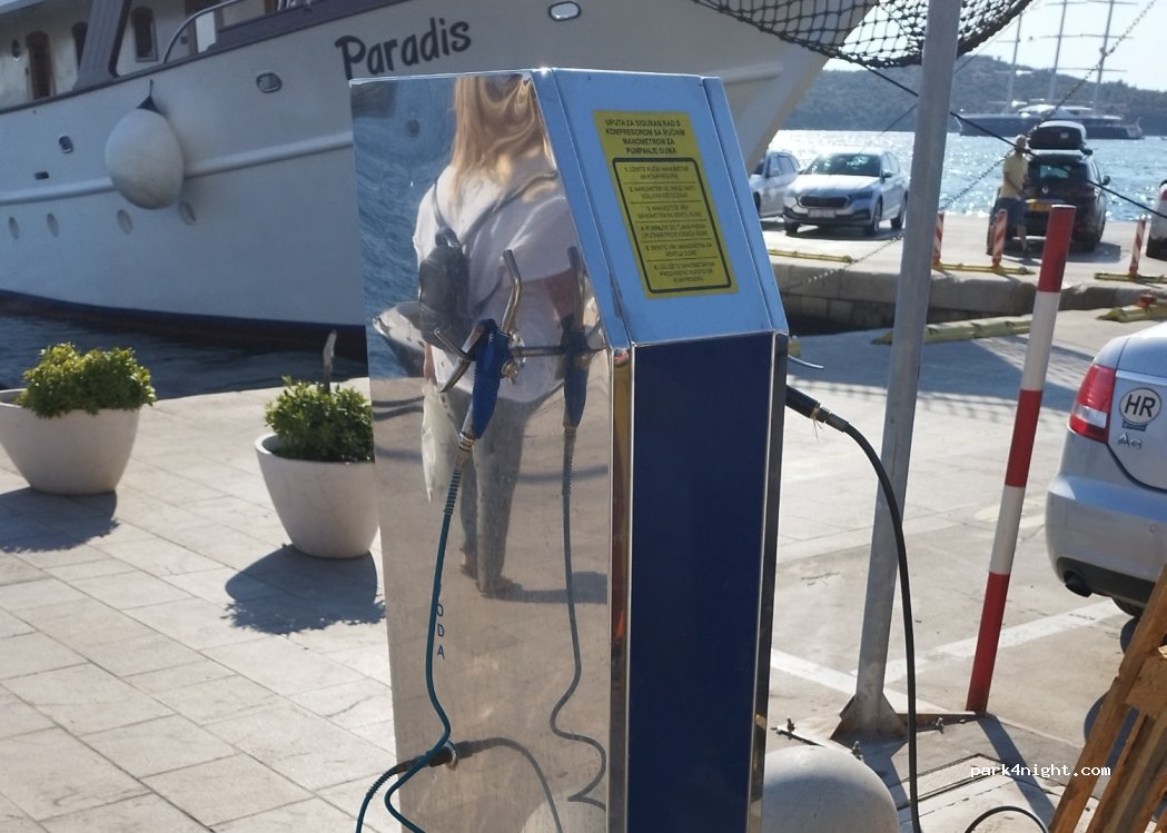 (22000) Šibenik - 2 Obala hrvatske mornarice — foto