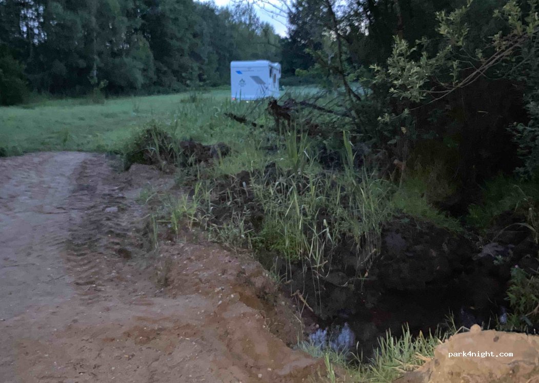 (21300) Žuvyčiai - Unnamed Road — foto