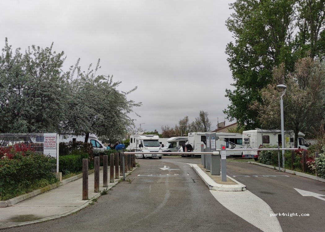 Parking camping car de Marseillan — foto