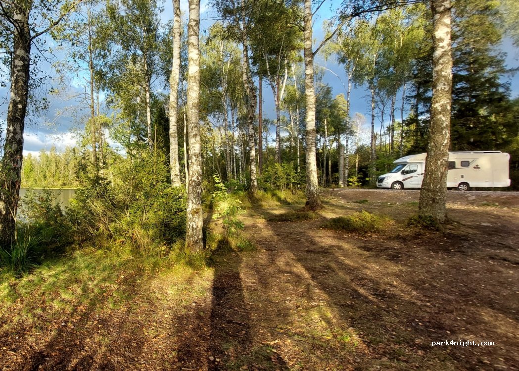 Friluftsplats Hallarps brygga — foto 4