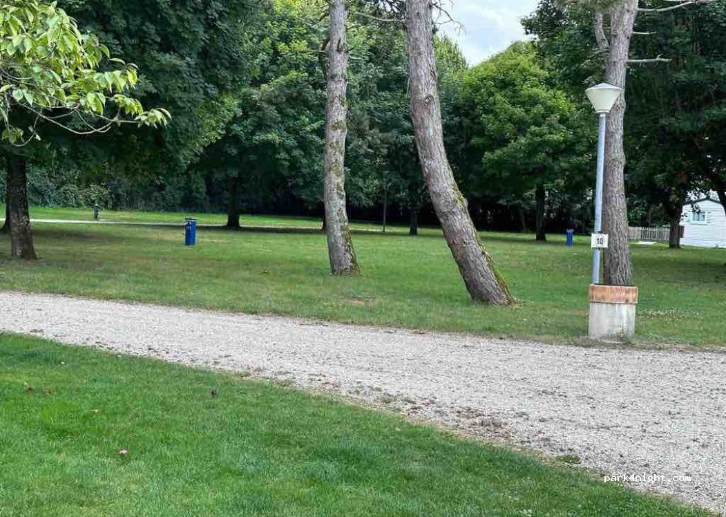 Camping de Levroux — foto 2