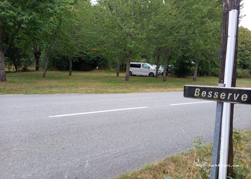 (63390) Sauret-Besserve - 3654 Route du Viaduc des Fades — foto