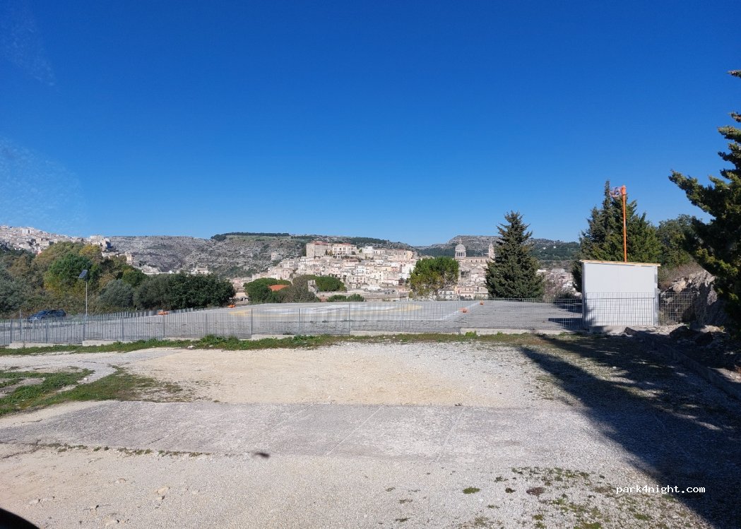(97100) Ragusa - S.da Comunale Cimitero Nuovo — foto 2