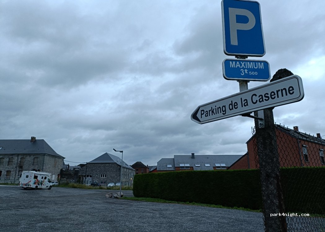 (5600) Philippeville - 25 Boulevard du Centenaire — foto 4