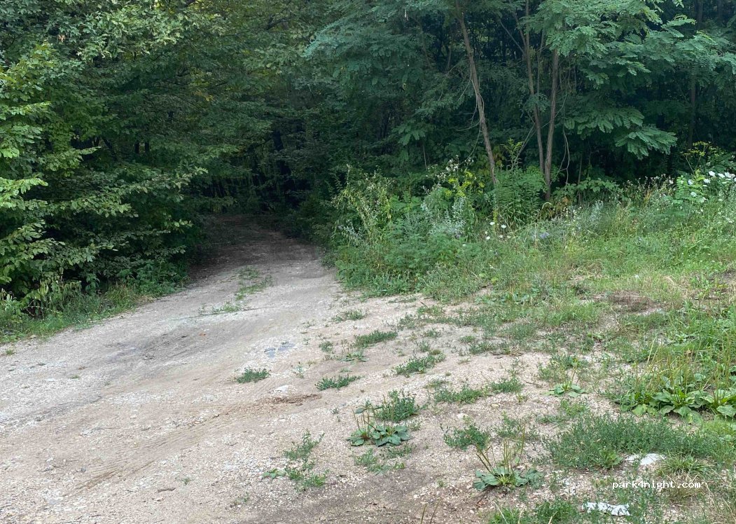 (3519) Miskolc - 84 Iglói utca — foto 2