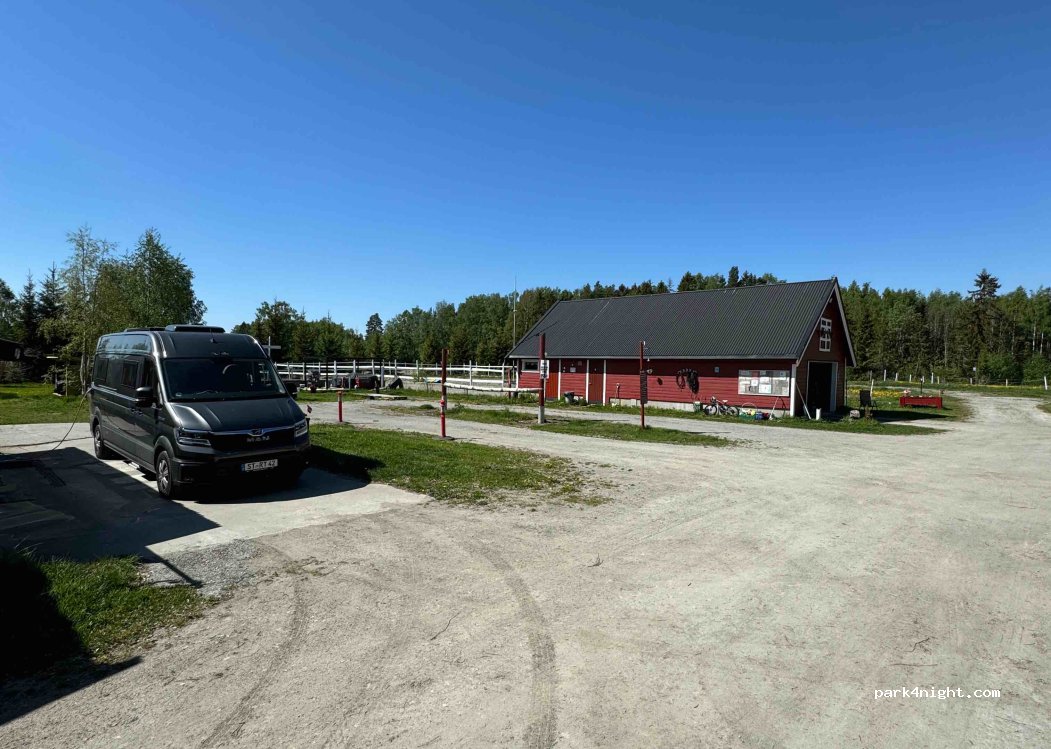 Lisletta bobilparkering — foto 4