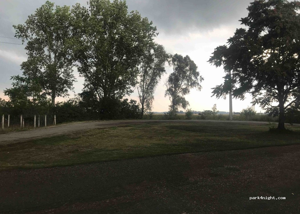 (2740) Cegléd - Unnamed Road — foto 2