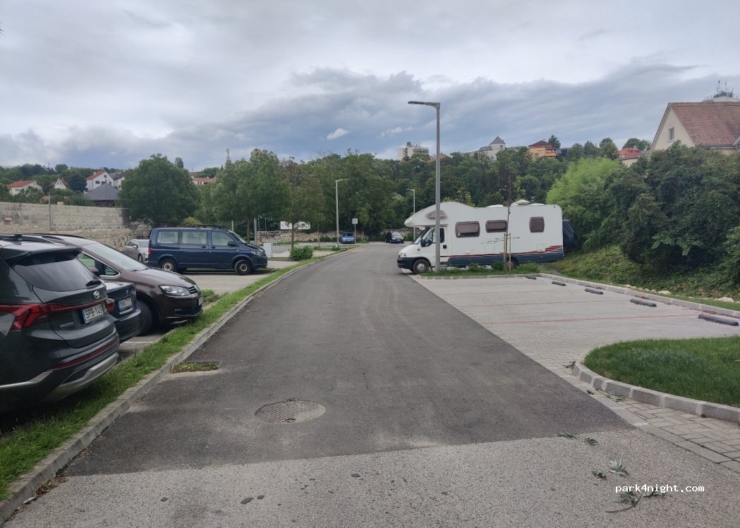 (8200) Veszprém - 8 Remete utca — foto