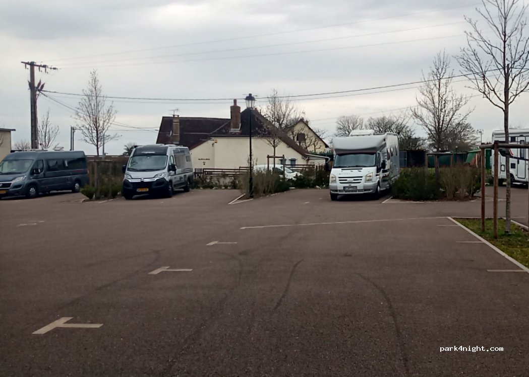 (10130) Ervy-le-Châtel - 3 Rue des Combattants en Afn — foto 4