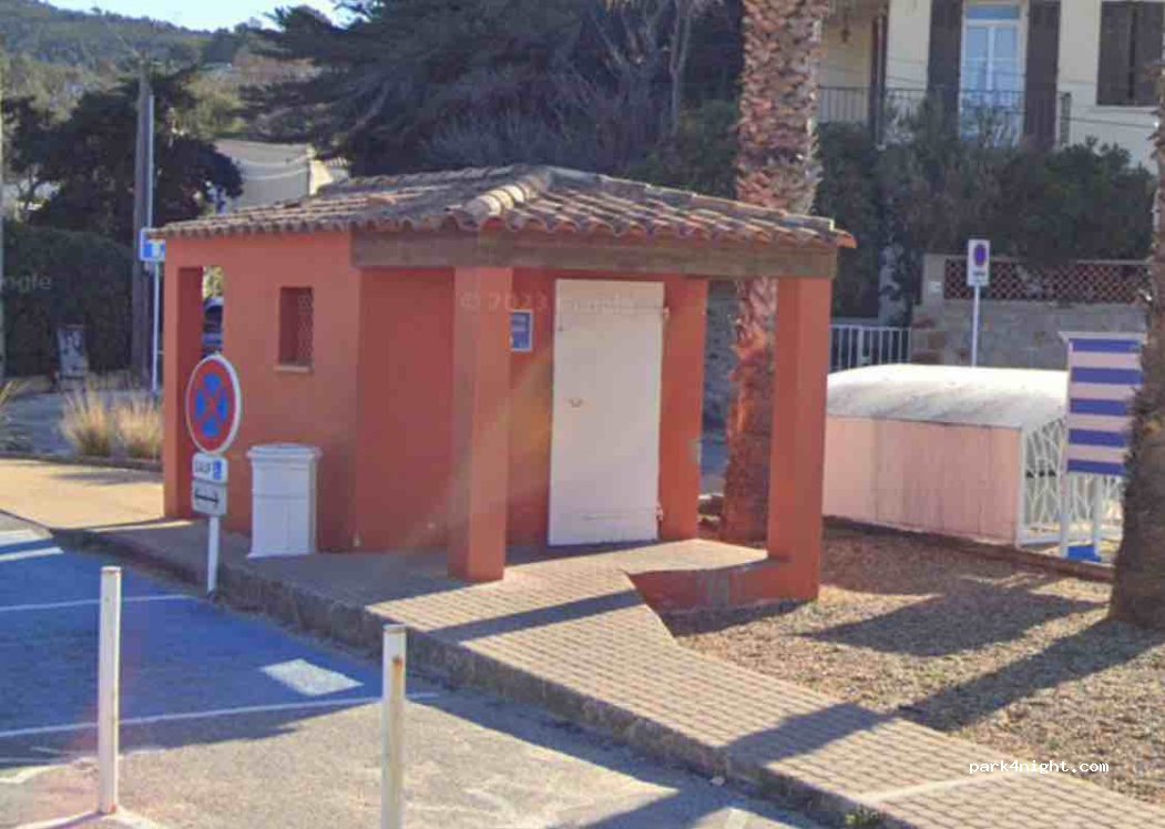 (83220) Le Pradet - 26 Rue Amiral Senes — foto