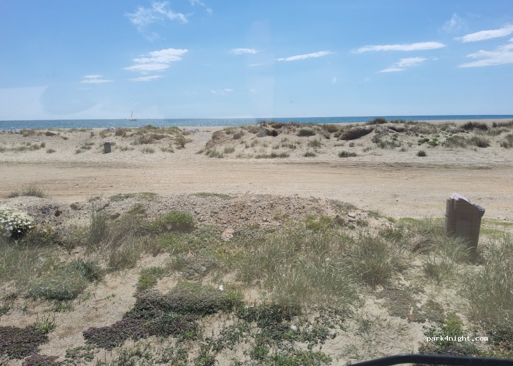 (11370) Leucate - 1 Avenue Pierre Racine — foto