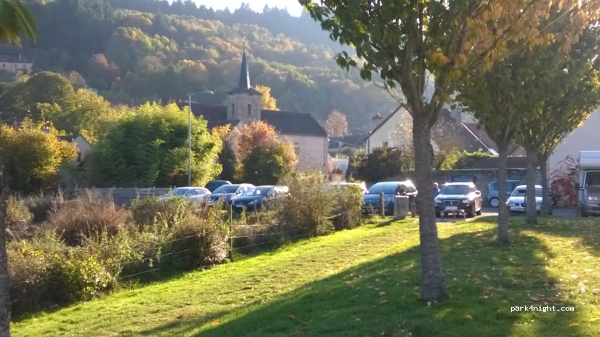 (71400) Autun - 31 Rue de la Cascade — foto