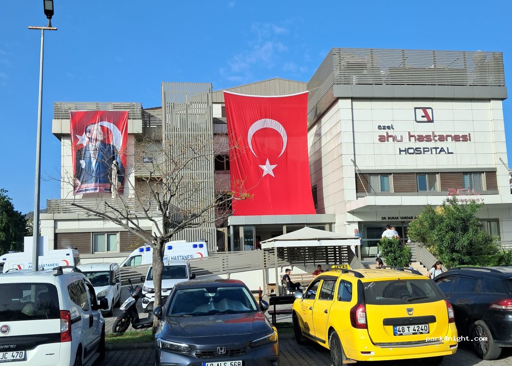 (48700) Marmaris - 11 170. Sokak — foto