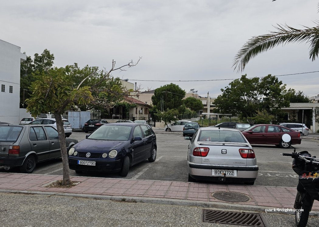 (383 34) Nees Pagases - 9 Vasileos Georgiou — foto