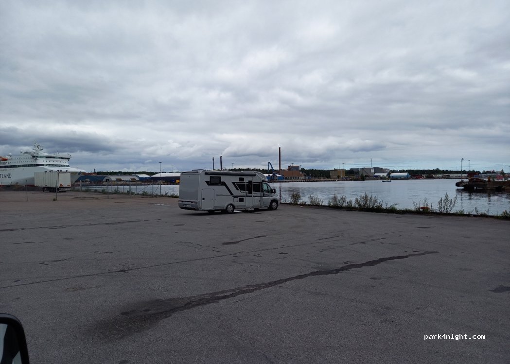 (572 35) Oskarshamn - Unnamed Road — foto