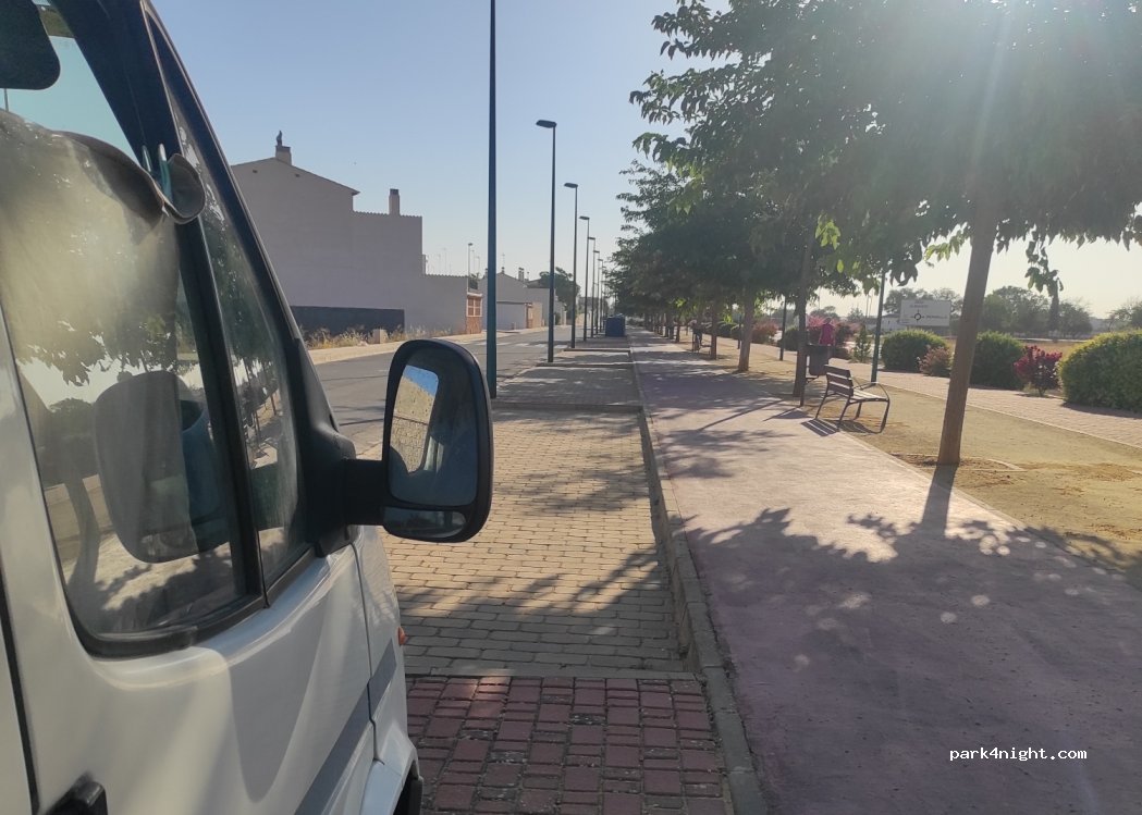 (13200) Manzanares - 65A Calle Zurbaran — foto